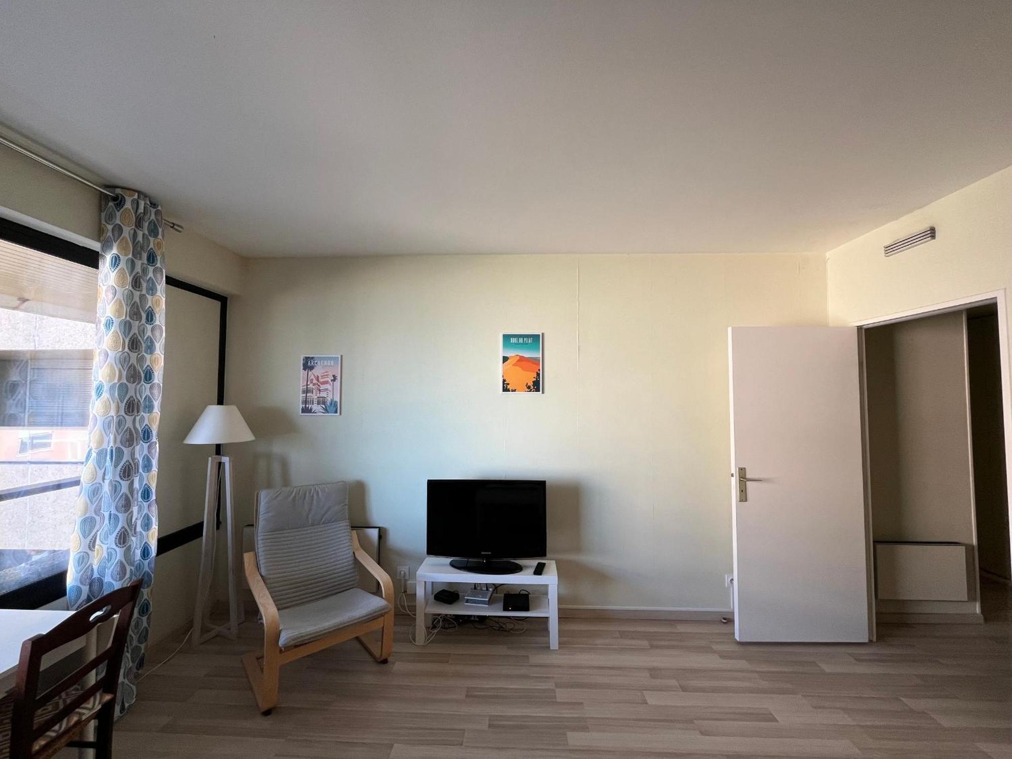 Centre - Confortable Proche Plage, Wifi - Fr-1-319-423 Apartment